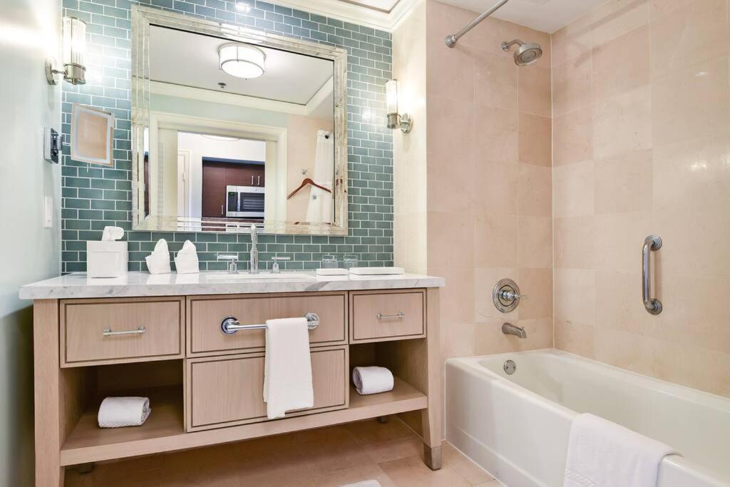 Stunning Studio Apartment Located At The Ritz Carlton-Key Biscayne Miami Exterior photo